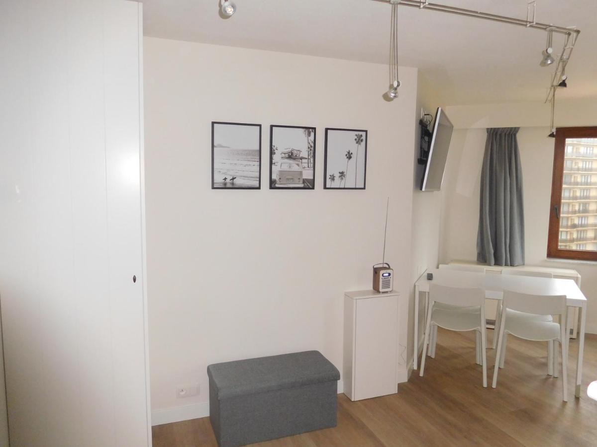 Apartamento Plaza De Panne Exterior foto